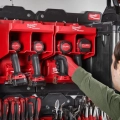 uchwyt-na-wiertarki-packout-click-lock-254x356mm-milwaukee-4932480712-1.webp